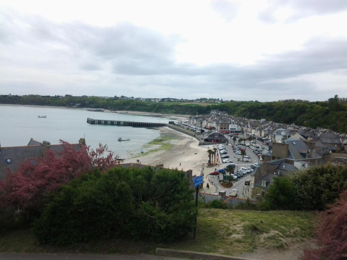 Appartement Rue Georges V - Port De La Houle Cancale Kültér fotó