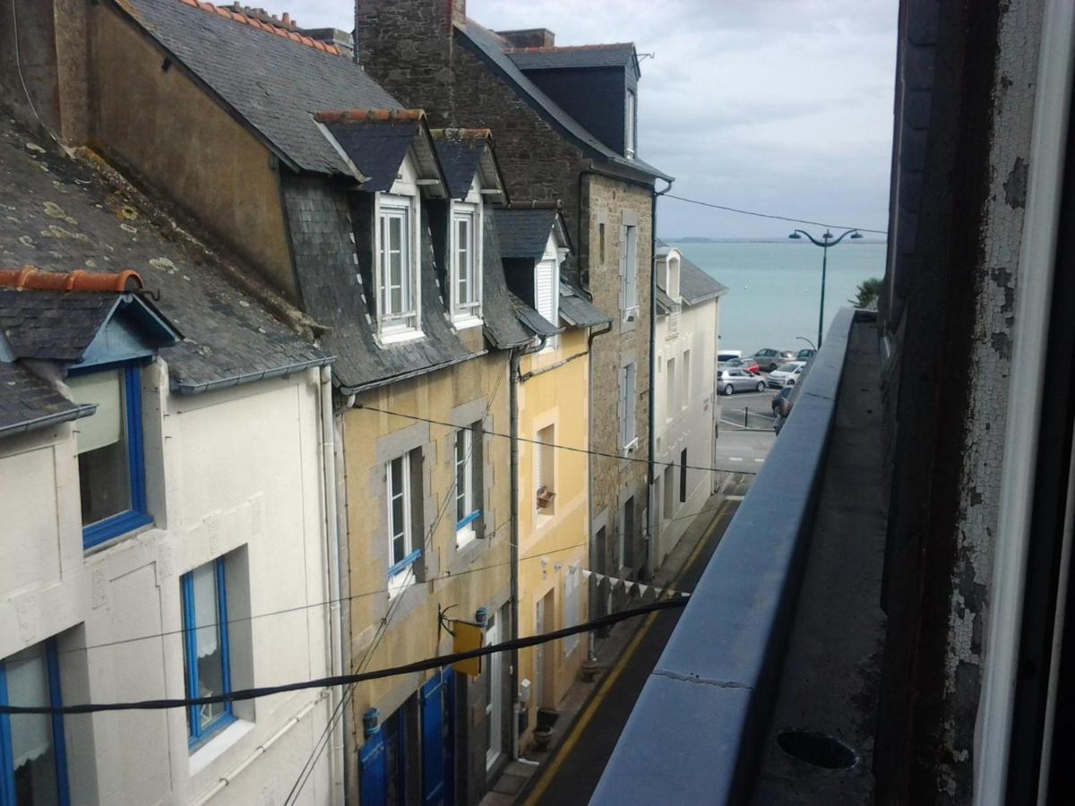 Appartement Rue Georges V - Port De La Houle Cancale Kültér fotó